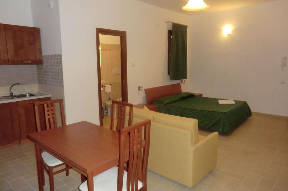 Il Casaletto Dei Ludi Apart otel Aranova Dış mekan fotoğraf